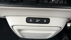 Volkswagen ID. Buzz 150kW Style Pro 77kWh 5dr Auto Electric Estate